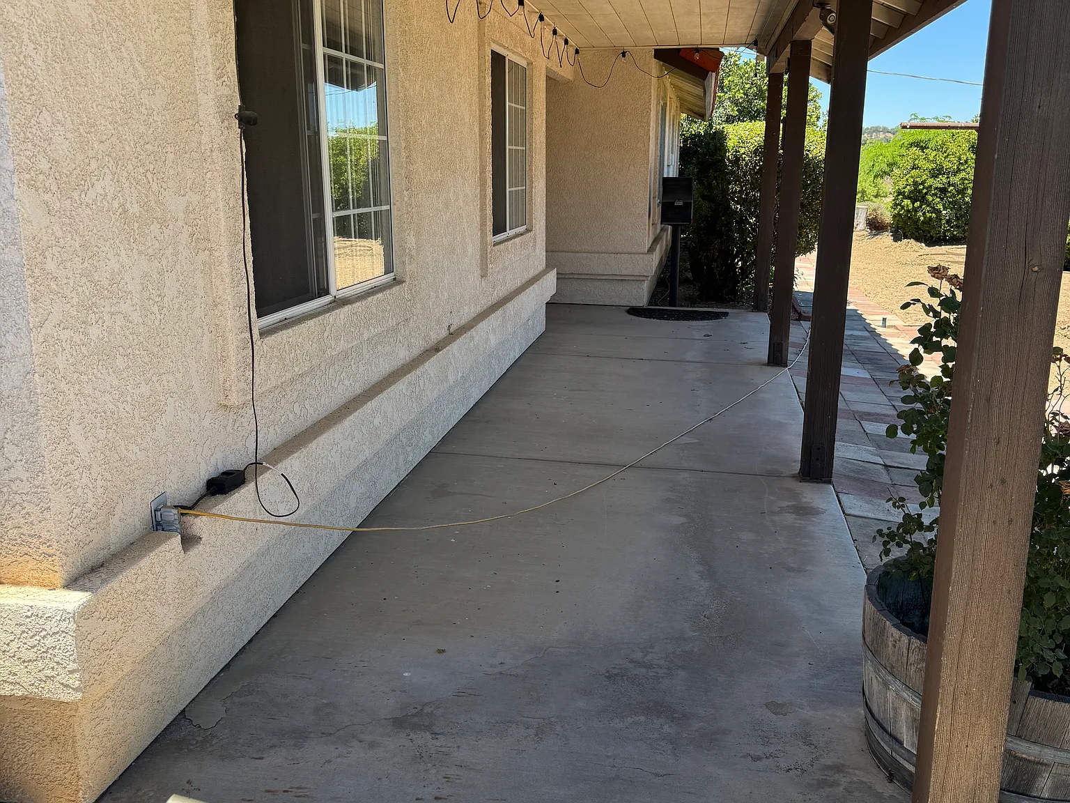 3 bed, 2000 sqft, $3,700 — Photo 3