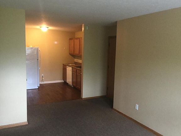 #23 Living Room/Kitchen