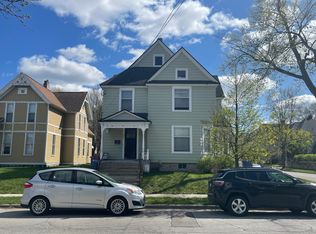 536 Lyon St NE #4, Grand Rapids, MI 49503