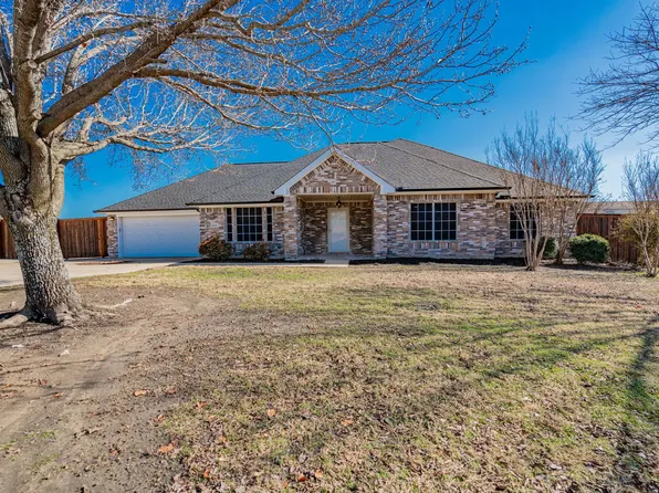 202 Northview Dr, Fate, TX 75189