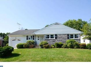 23 Roxboro Rd, Lawrence Township, NJ 08648