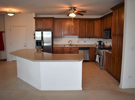 3rd image of 271 E Railroad Ave Unit 308