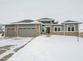 3539 NW 169th Cir, Clive, IA 50325