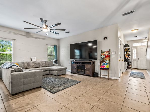 21 King Arthurs Ct, Crawfordville, FL 32327