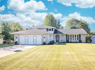 3225 Helen Dr, North Royalton, OH 44133