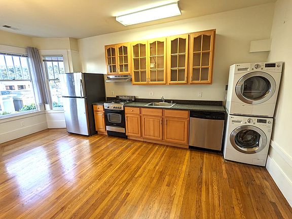 2nd image of 1845 Lake St #5