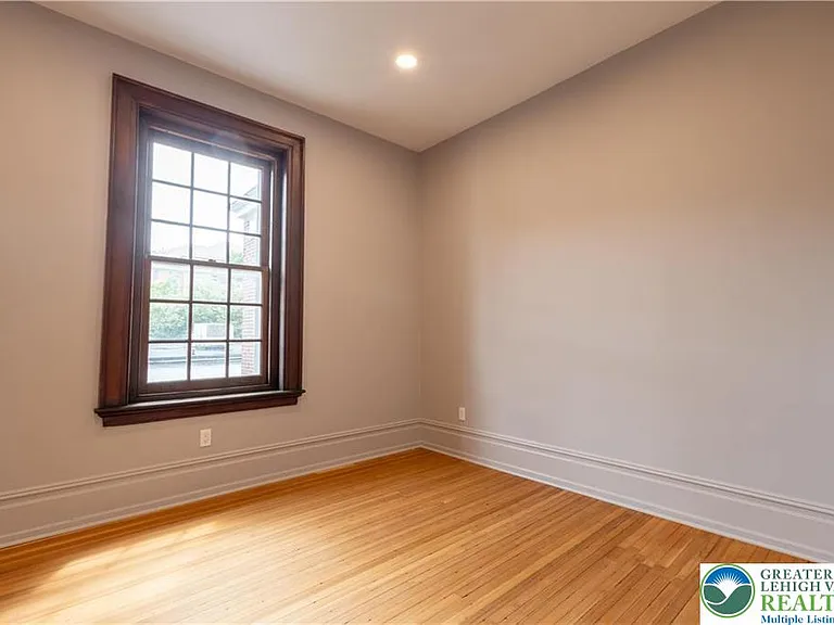 214 Spring Garden St #2B — Photo 20