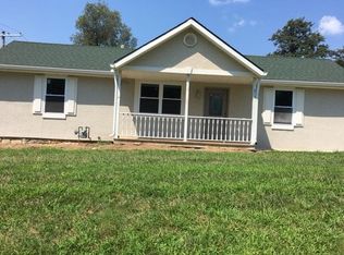 713 Morgan St, Lansing, KS 66043