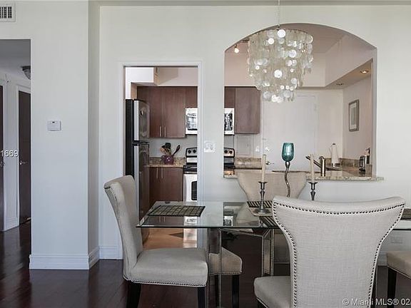 4th image of 2121 N Bayshore Dr APT 603