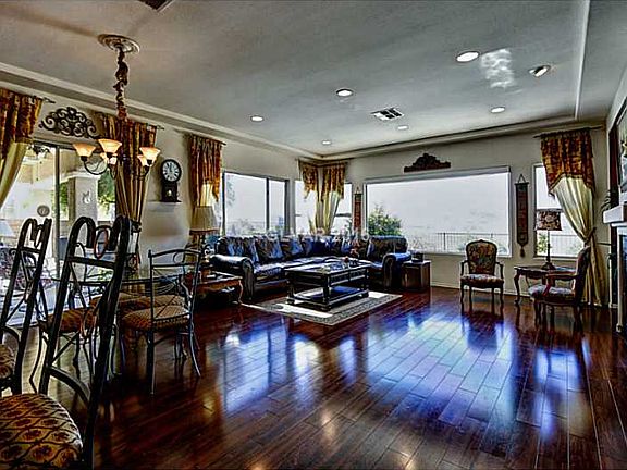5th image of 1669 Sebring Hills Dr