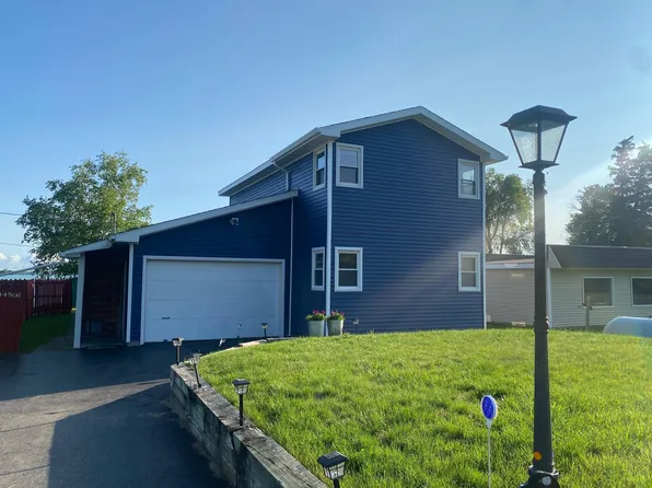14566 Lakeside Dr, Presque Isle, MI 49777