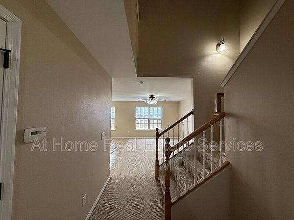 2nd image of 2302 W Jonquil Ln