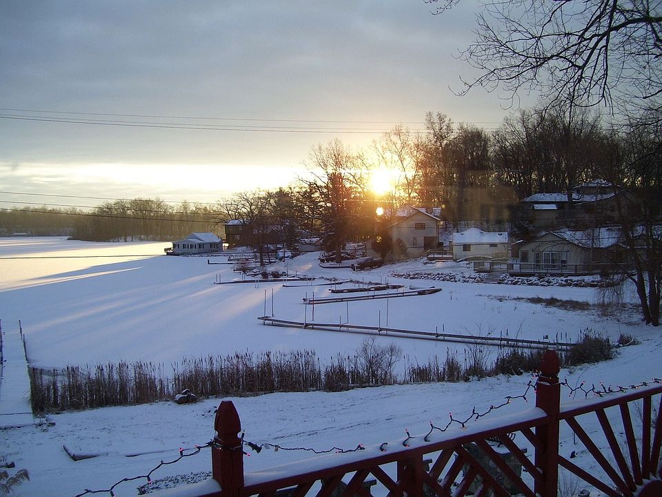 1st image of 6480 Island Lake Dr
