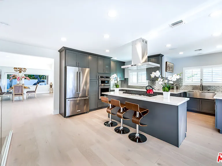 3490 Wonder View Pl — Photo 18
