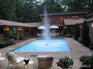 275 Tranquility Pl, Hendersonville, NC 28739