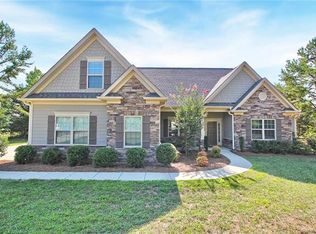 8117 Caliterra Dr, Mint Hill, NC 28227