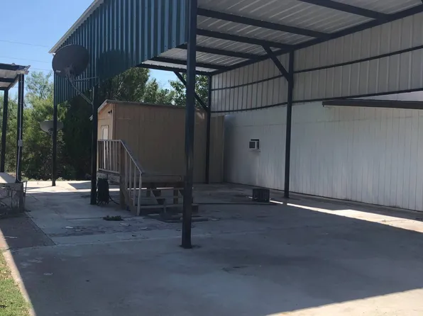 186 De Zavala St Unit 14, Brackettville, TX 78832