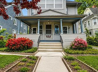 76 Greenfield St, Hartford, CT 06112