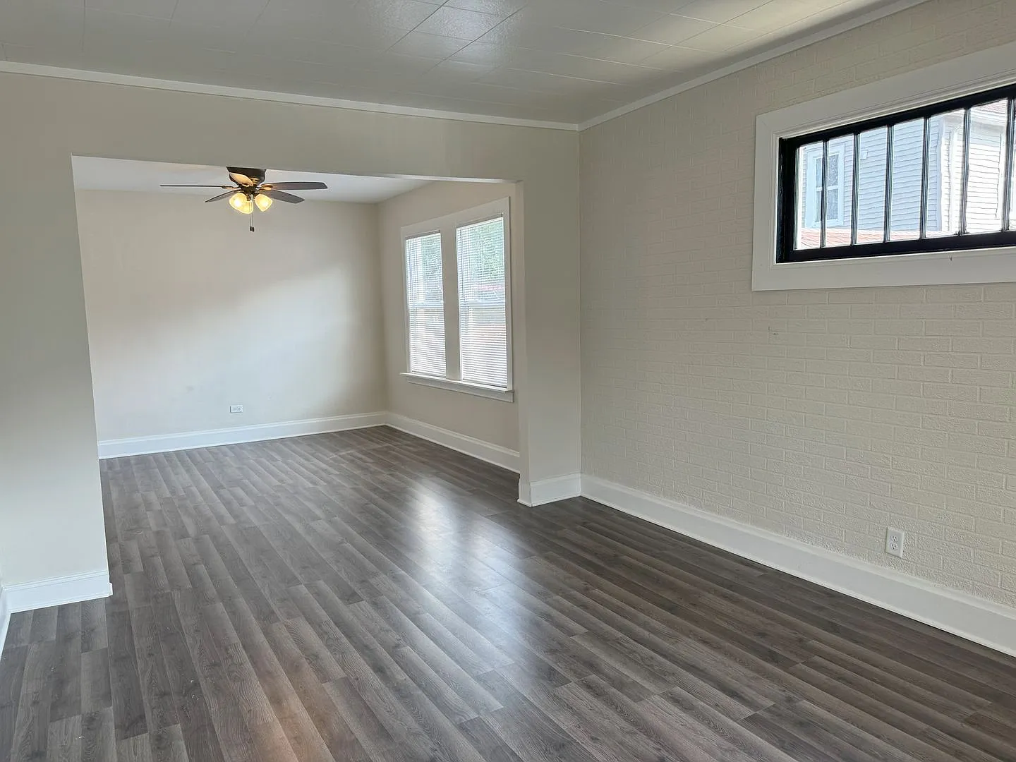 5 bedroom home near Lincoln Park and Uptown — Photo 3
