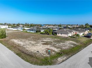 3016 SW 7th Ave, Cape Coral, FL 33914