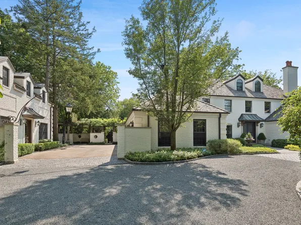 89 Indian Hill Rd, Winnetka, IL 60093