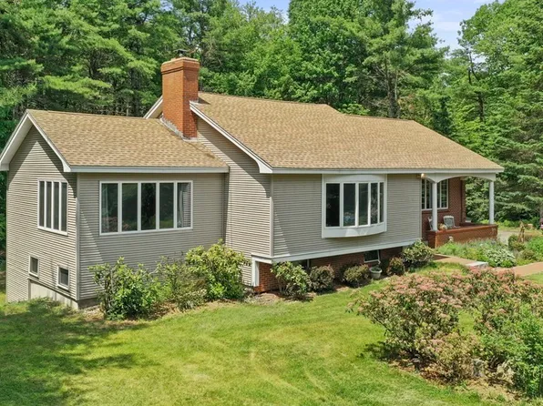 701 Whitney St, Gardner, MA 01440