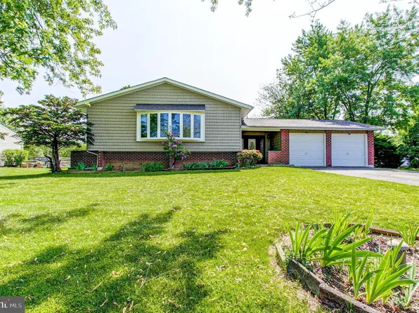 2877 Ringneck Rd, Audubon, PA 19403