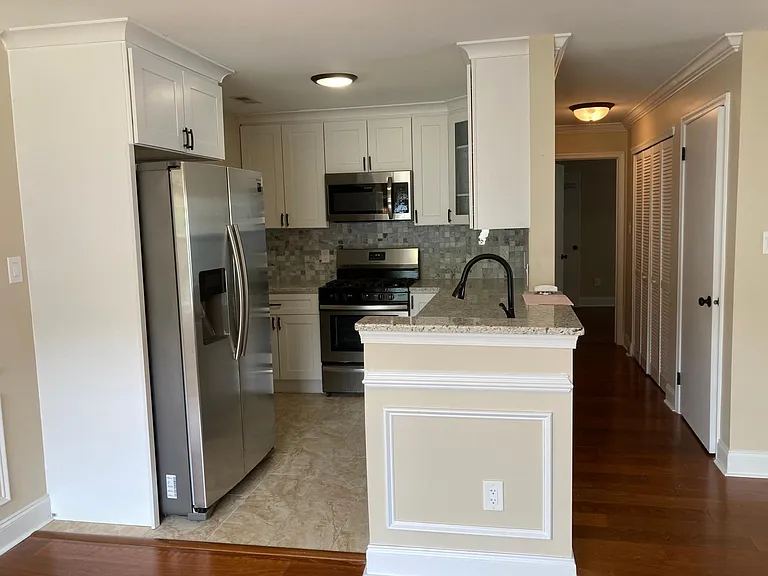 1502 Squirrel Rd — Photo 3