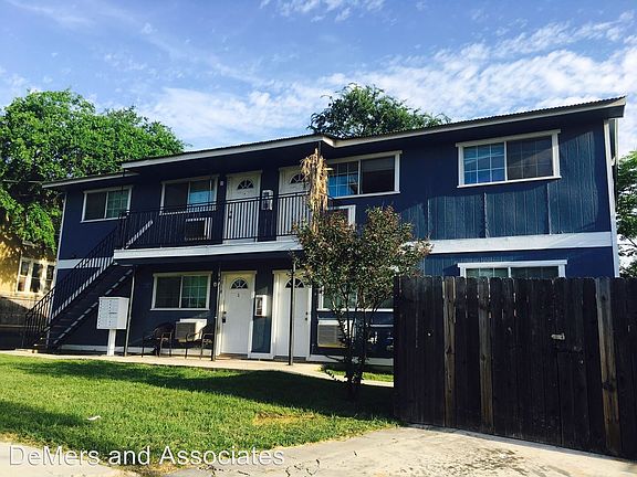 2nd image of 615 E Locust St APT 201