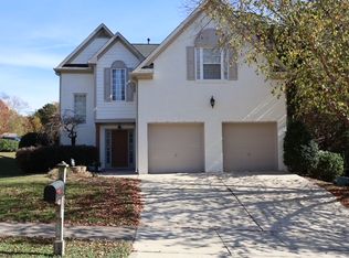 908 Brickstone Dr, Apex, NC 27502