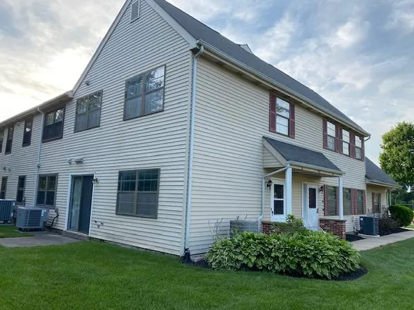 400A Willow Turn #400-A, Mount Laurel, NJ 08054