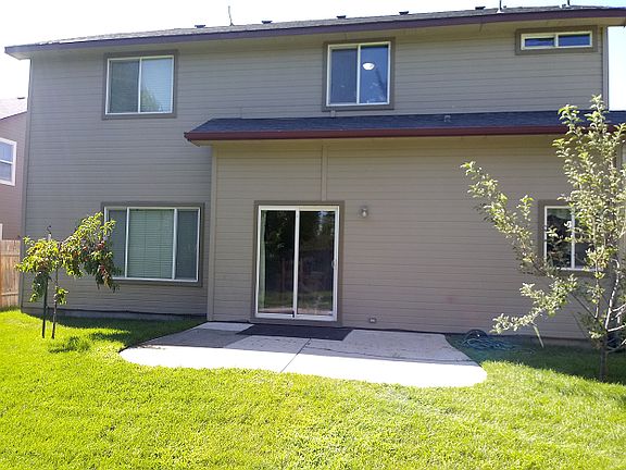 3rd image of 898 W Ashton Dr