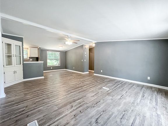 3rd image of 204 McDougald Dr