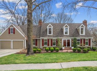 4405 NW Briarcliff Ln, Kansas City, MO 64116