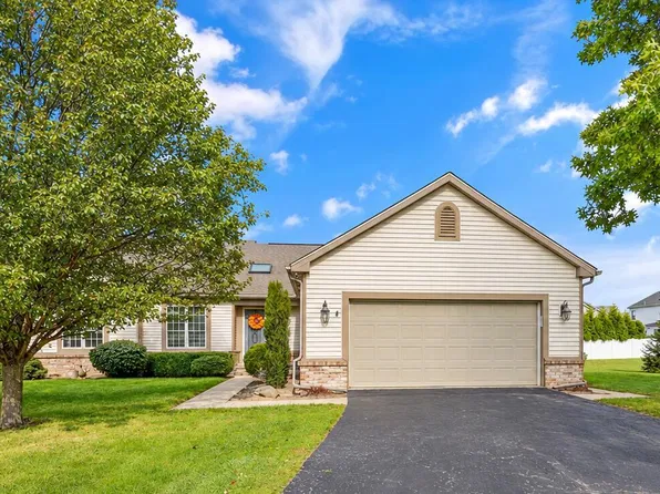 26464 Pin Oak Ct, Perrysburg, OH 43551
