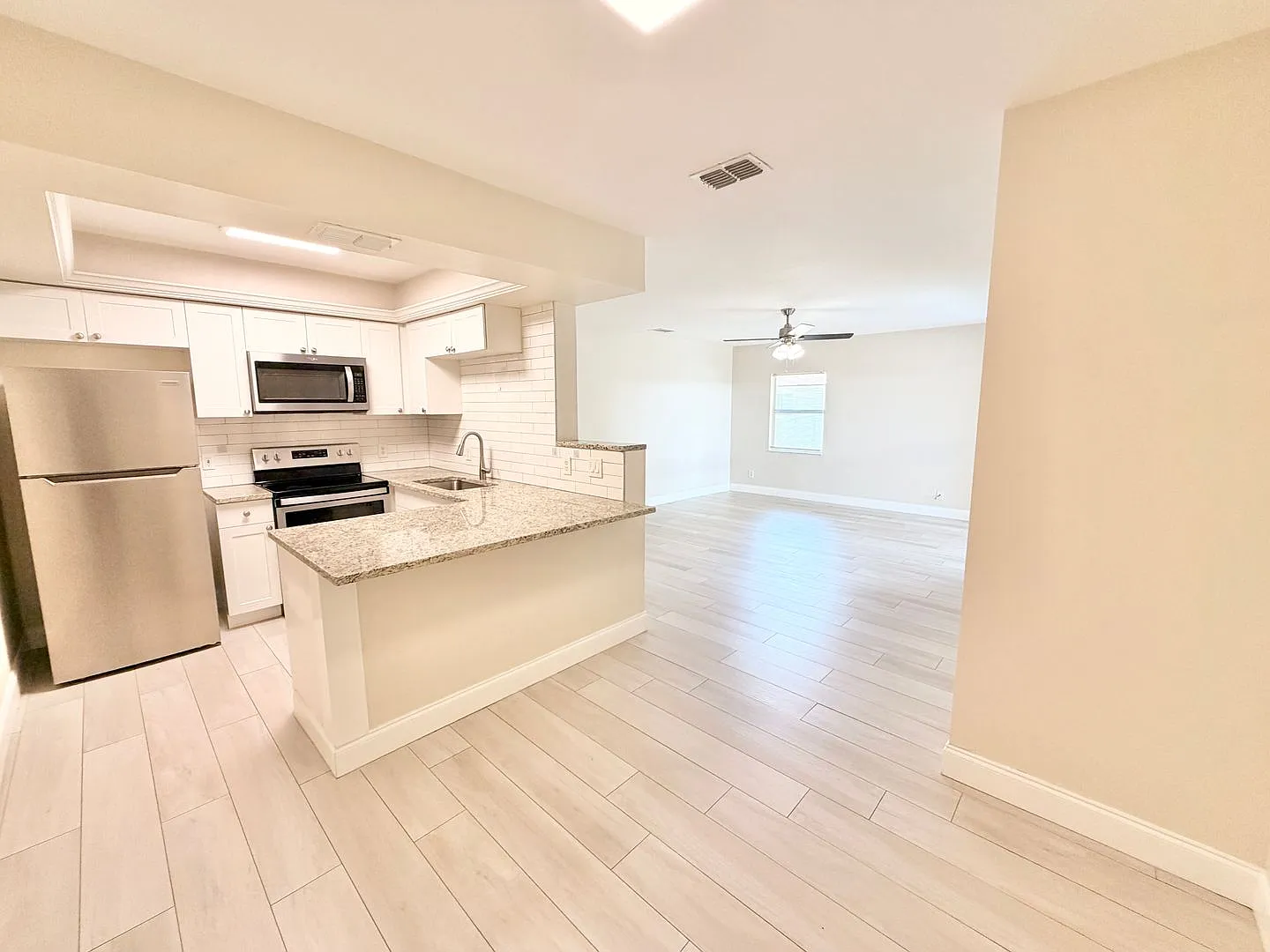 PB - Gulfstream Drive Land Trust (4241 GD) — Photo 2