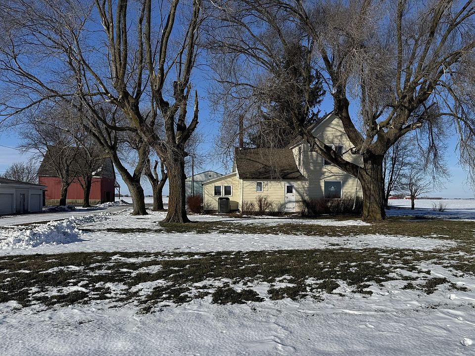 1st image of 365 County Road 1000 E