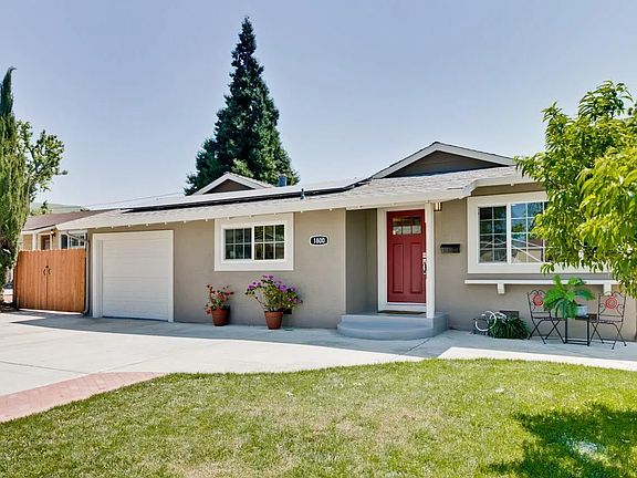 2nd image of 1800 Armand Dr