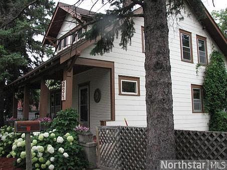 1st image of 238 19th Ave N