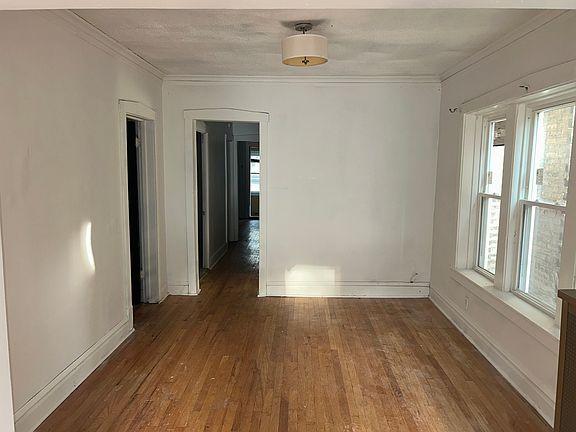 5th image of 6637 S Rhodes Ave