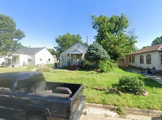 416 W Claflin Ave, Salina, KS 67401