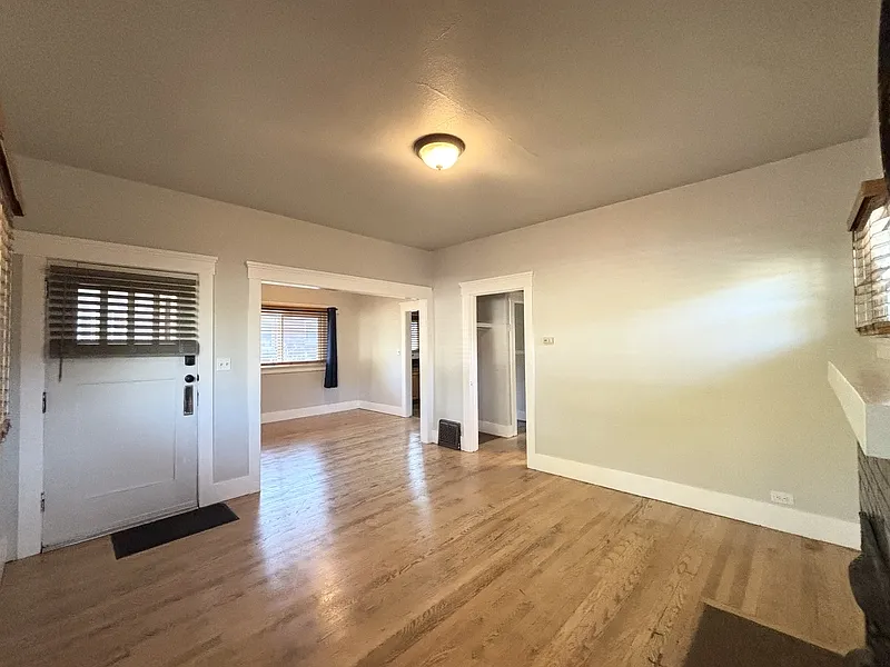 1 bed, 1.0 bath, 800 sqft, $1,250 — Photo 4