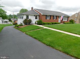133 Henry Ave, Boyertown, PA 19512