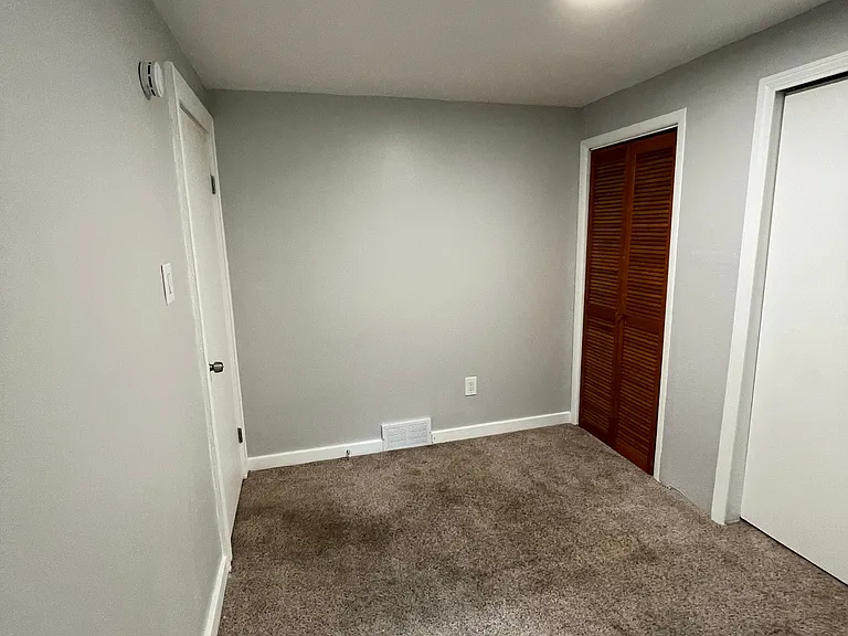 2404 S 18th St #2 — Photo 31