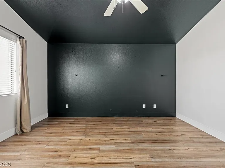 4905 Pounding Surf Ave — Photo 17