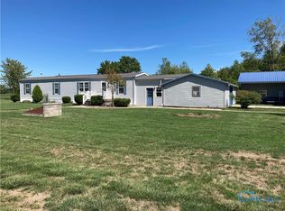 10196 East St, Milton Center, OH 43541