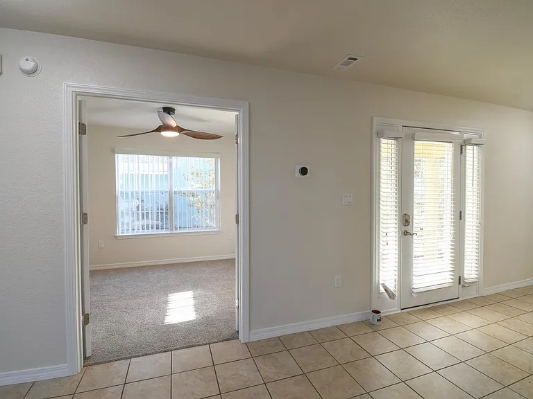 735 Loblolly Bay Dr — Photo 18
