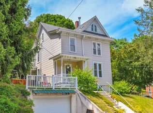 147 Hanover St, Glen Rock, PA 17327