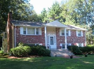 28 Clarkson Dr, Walpole, MA 02081