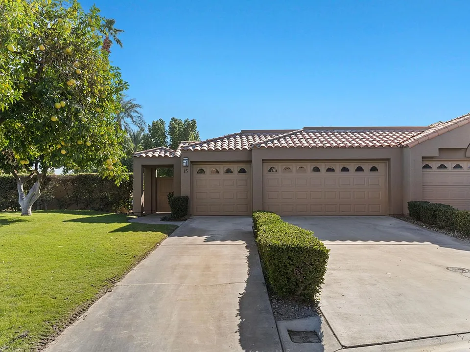 15 Pebble Beach Dr